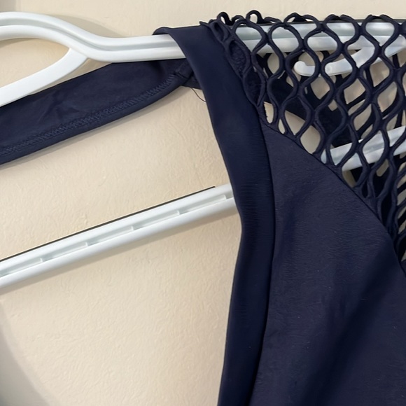 VENUS Navy Blue Mesh Short Sleeve Top M NWOT - Picture 6 of 8